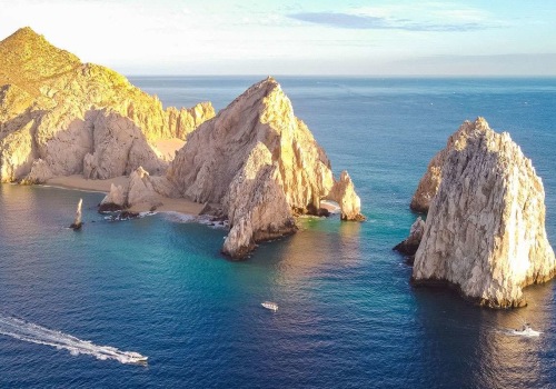 Is Cabo Water Warm in October? An Expert's Perspective